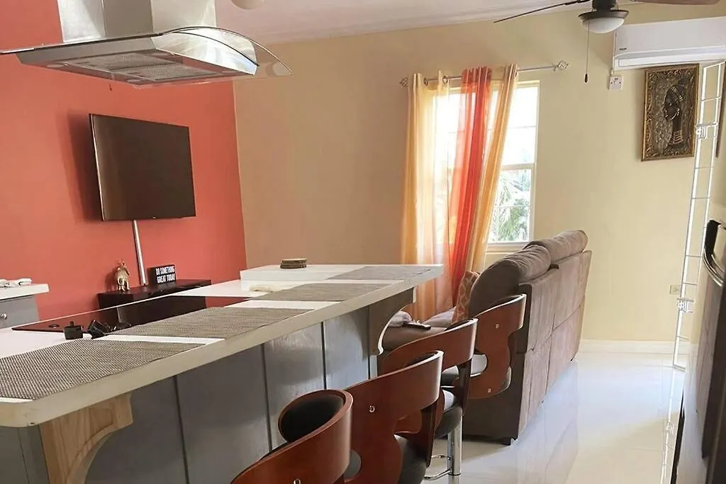 2 Bdr Elegance @ Winchester Estate New Kingston Apartment